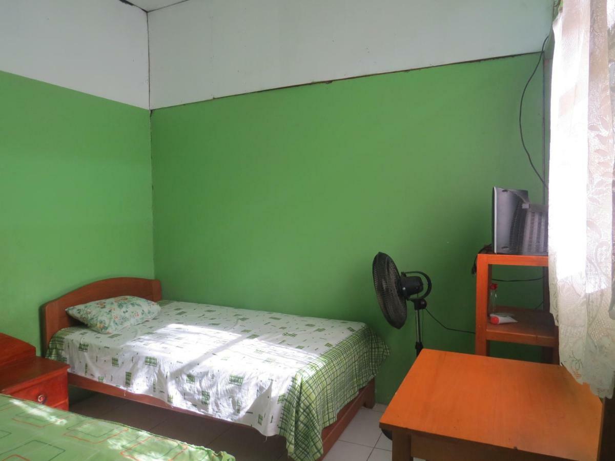 Tambopata Hostel Bambu Puerto Maldonado Ngoại thất bức ảnh