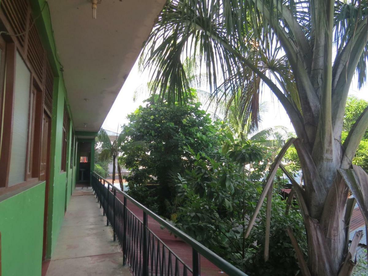 Tambopata Hostel Bambu Puerto Maldonado Ngoại thất bức ảnh