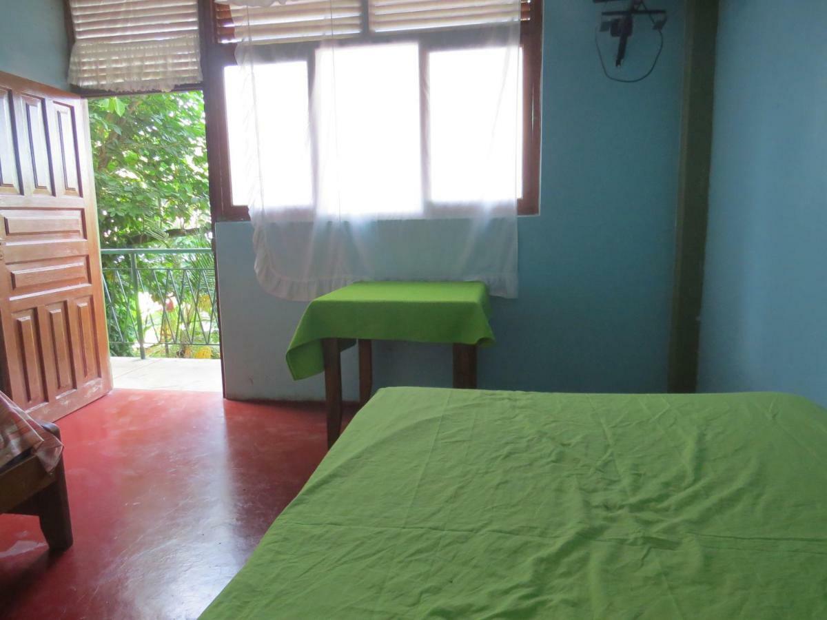 Tambopata Hostel Bambu Puerto Maldonado Ngoại thất bức ảnh