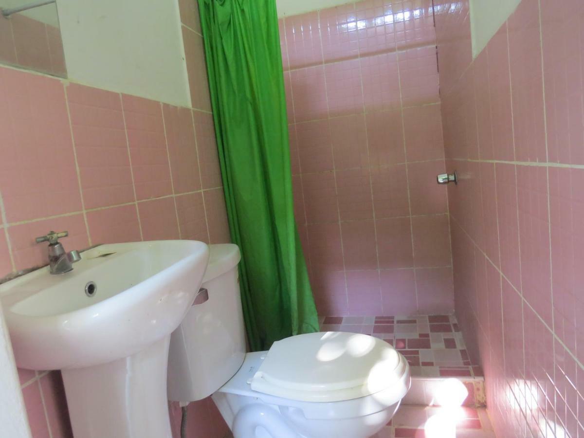 Tambopata Hostel Bambu Puerto Maldonado Ngoại thất bức ảnh